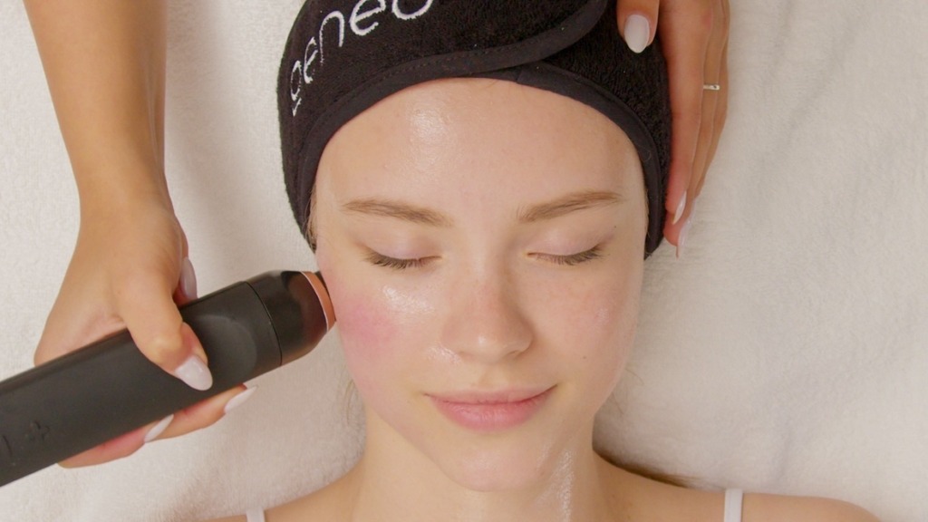 アプリケータはお肌の悩みに合わせて５タイプから選べます